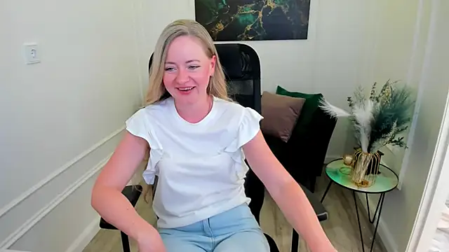 Živý XXX chat CharlotteKerti