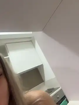 Show modela bellabarbiex na web-kameri