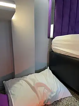 MiaCamille_'s Live XXX Chat