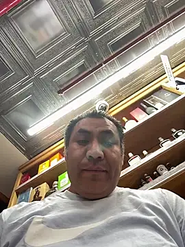 Pokazy przed kamerką – Crossroads5214