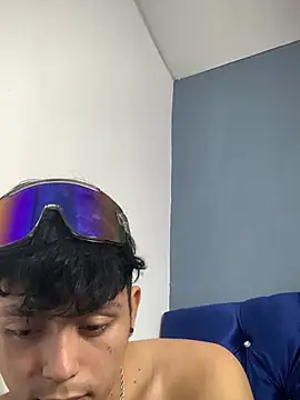 CAT_LOVE1 Show in webcam
