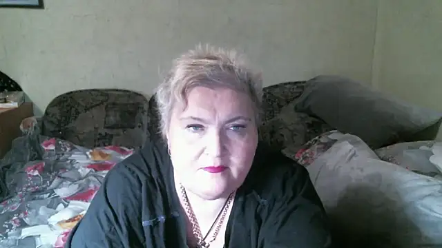 Lana555 Adlı Modelin Canlı XXX Sohbeti