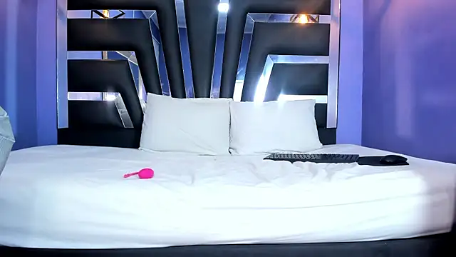 Czat XXX na żywo – VeluniLiore