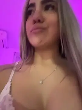 bellabarbiex – Naživo XXX chat