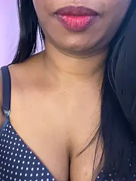 tamil_Aarathi ওয়েবক্যাম শো