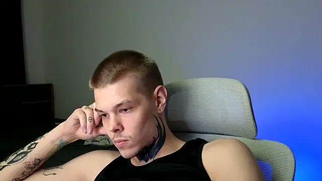 DENIS_HERE 在線直播表演