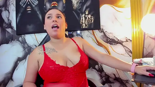 LizzRouse Chat XXX in diretta