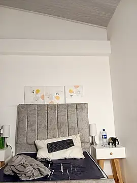 Dante_Knox Chat XXX in diretta