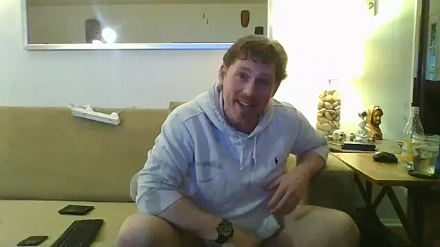 9VOLTT Show in webcam