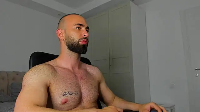 Chatroom XXX en direct de cloudymastersss