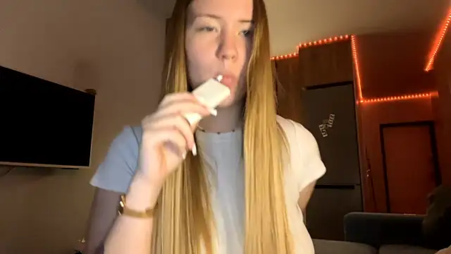 Lisi_Kiss_'s Live XXX Chat