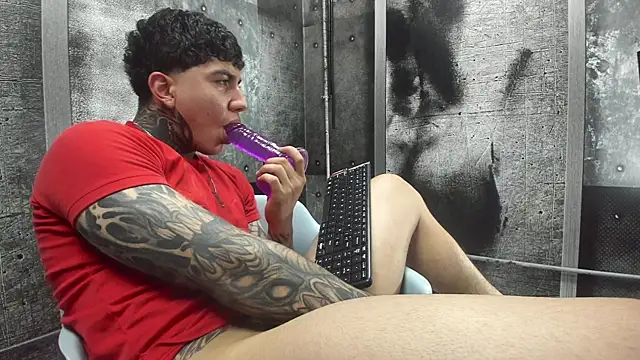 دردشة Gury_tattoo الجنسية المباشرة