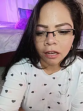แชท XXX สดของ ROUSSE_SINCLAIR