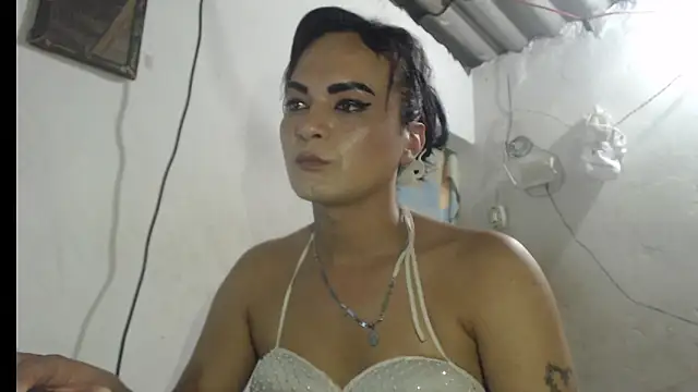 Chat +18 de Analiasmith89 ao vivo