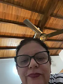 Sharongirl07's Live XXX Chat