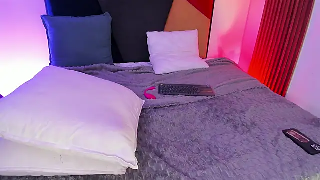 دردشة Tomy_Rox الجنسية المباشرة