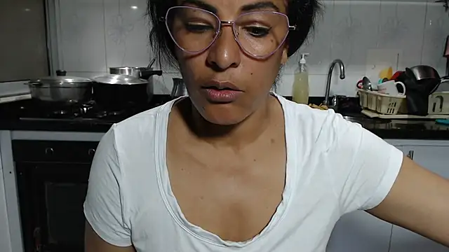 Chat XXX en directo de kateleyagrey