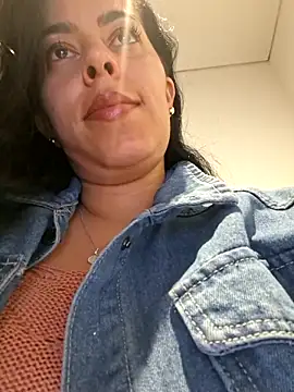 Luianna's Live XXX Chat
