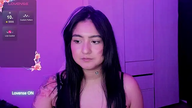 ViolettaKai's Live XXX Chat