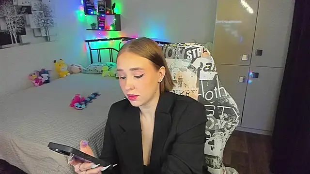 CrazyBitchInLace Live XXX-chat