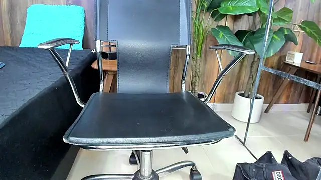 AndySinss 在線直播表演