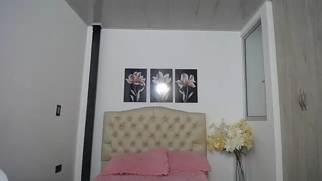 Chat XXX en directo de pinky_f00x