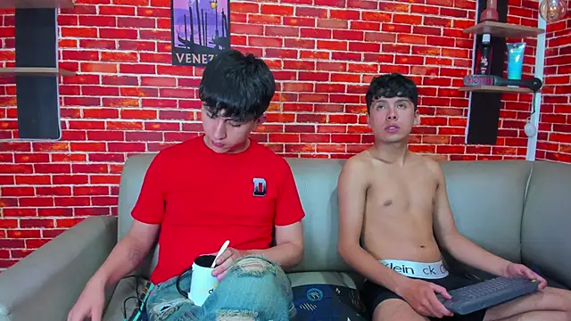 Hoot_boyss_ – Kamerová šou
