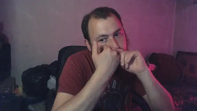 Webkamerová show BIG-COCK-OMG