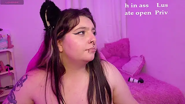 Онлайн чат XXX Sachi_Meow