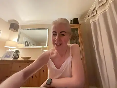 Laylaskyexx's Live XXX Chat