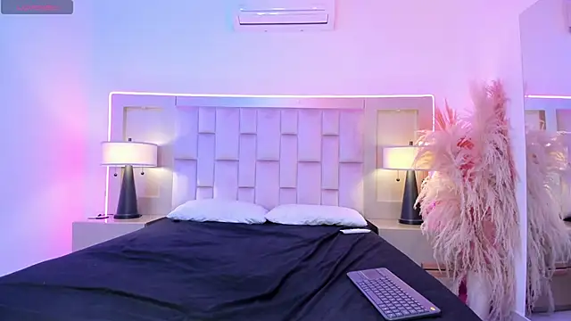 SalomeBins – webcam-show