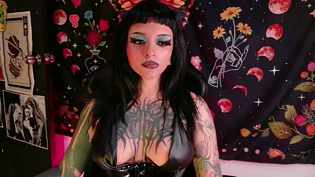 Agatha_BDSM élő XXX-chatje