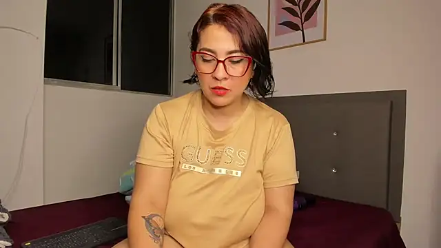 Meggan_Moree – webcam-show