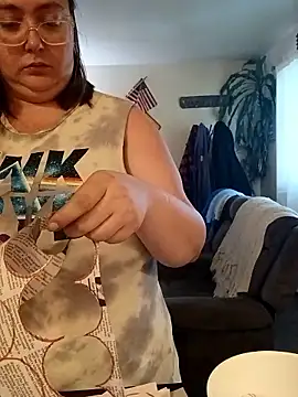 pinkcheetah12 Show in webcam