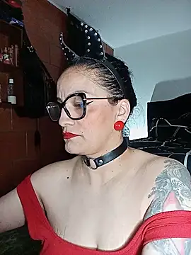 Taylor-hardcore – Live XXX-chat