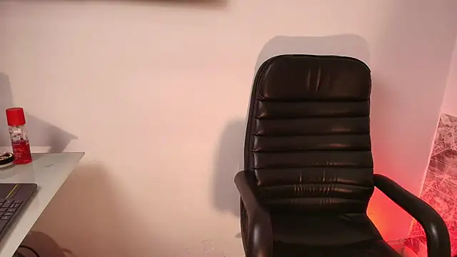 Susana_hank2's Live XXX Chat