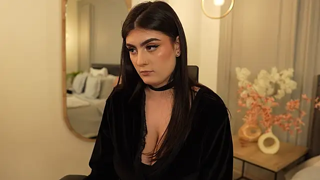 XXX chat uživo modela IrisBaker