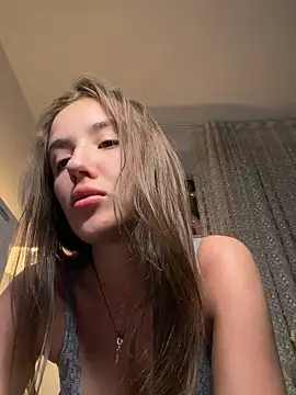 EmilyWi_'s Live XXX Chat