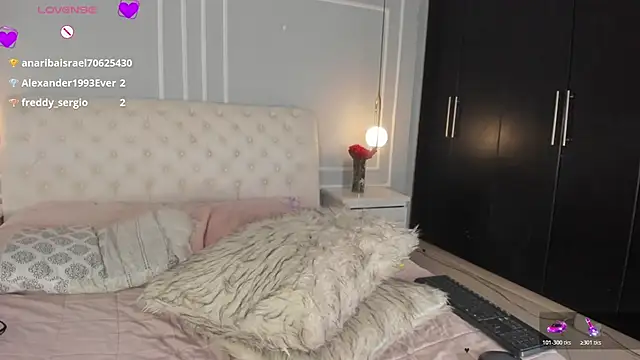 violeta_olsen élő XXX-chatje