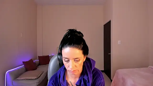 دردشة Kristen_Garner الجنسية المباشرة