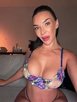 krissiswrld- – live chatrum