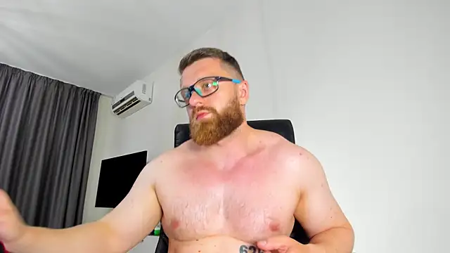 Findom_guy Adlı Modelin Canlı XXX Sohbeti