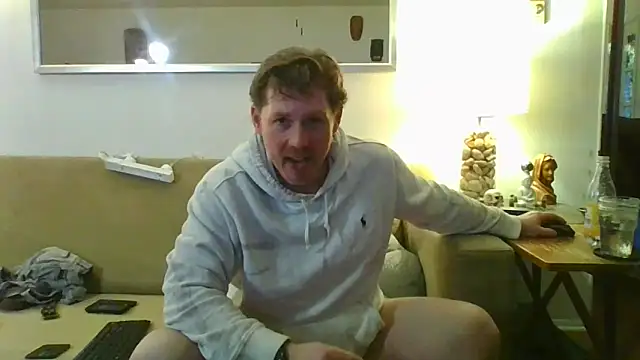 9VOLTT's Webcam Show