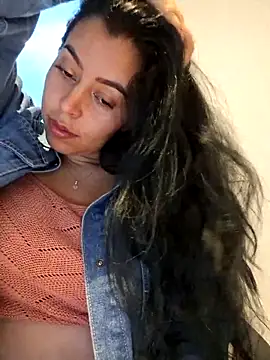 Luianna's Live XXX Chat