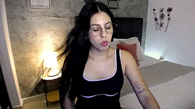 isa_cruzx – Live XXX-chat