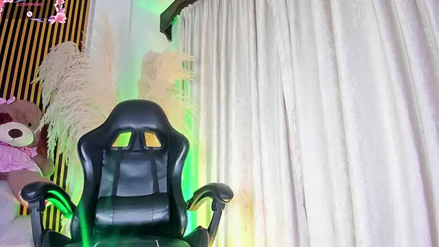 alejagarcia_のライブXXXチャット
