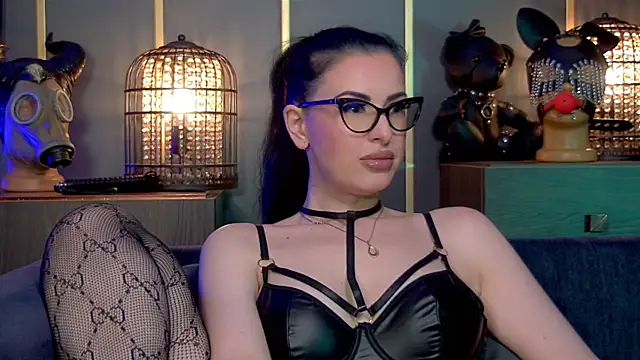 kelly_kent Adlı Modelin Canlı XXX Sohbeti