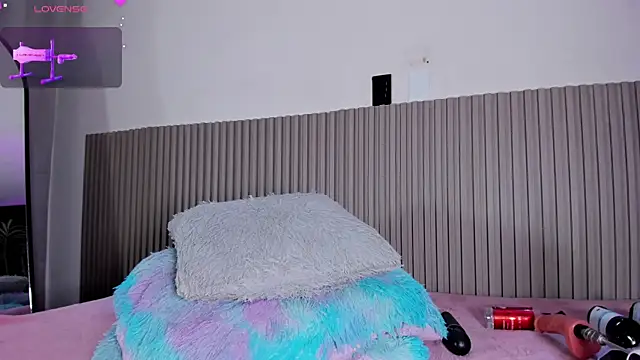 valentina_lux 现场XXX聊天
