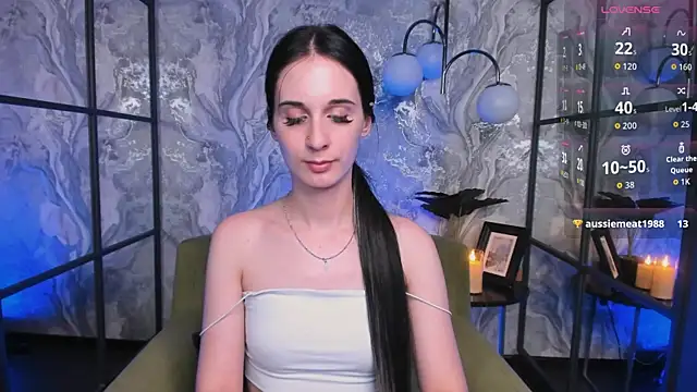Chat XXX en directo de MaeEverly