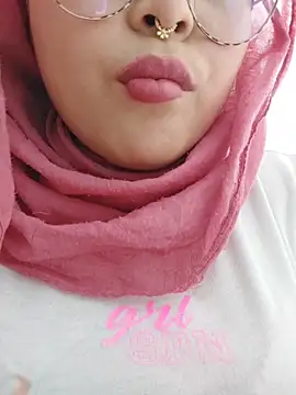 Elinaax's Live XXX Chat